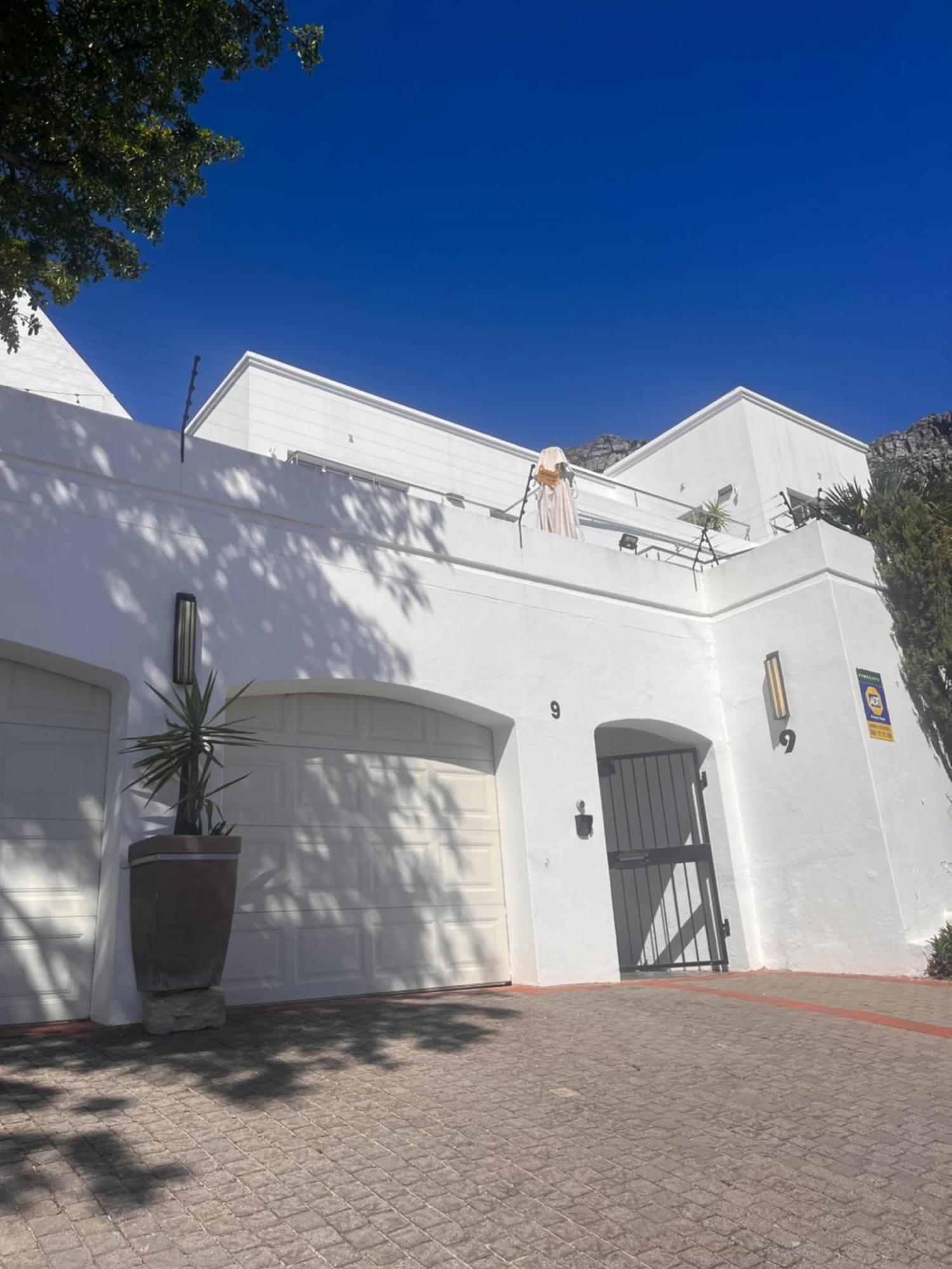 Cozy Camps Bay House With Mountain And Sea View Villa Cape Town Bagian luar foto